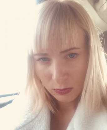 Со мной вы окунетесь в мир соблазна и непринужденности. Моими услугами вы останетесь довольны – от нежных ласк до дерзкой страсти, я готова исполнить ваши самые сокровенные фантазии. Используя слова Москва и Москвы, хотела бы отметить, что принимаю гостей в своем комфортабельном апартаменте в самом сердце Москвы. Фото и отзывы о моей работе по запросу. 💋 7774, 25 лет